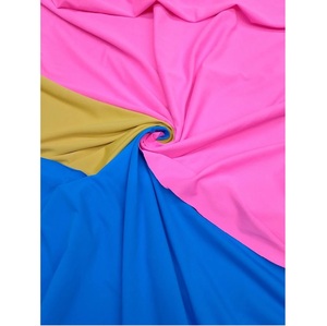Tela de Jersey Sencillo 100% Nailon de Alta Calidad, Material Transpirable y Ligero para Ropa Deportiva, Disponible para la Venta - Product Image 1