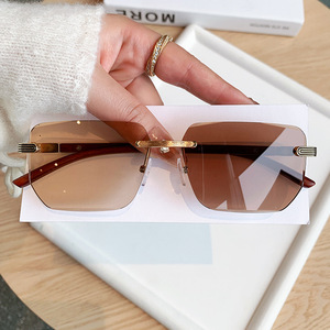 Frameless Color Changing <b>Sunglasses</b> Metal Frame UV400 Protection Unisex Street Style - Product Image 3