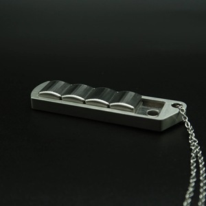 Small Size Stainless Steel EDC Fidget Spinner Pea Pod <b>Push</b> Card <b>Pop</b> Coin Toy Decompression Finger Metal Toy - Product Image 3
