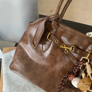 Bolso de Mano Tipo Tote para Mujer con Hebilla de Metal y Correa de Hombro - Product Image 5