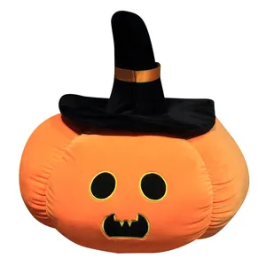 Peluche de felpa con diseño de calabaza, almohada de calabaza de felpa suave con sombrero puntiagudo para Halloween, venta al por mayor