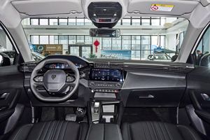 2024 Dongfeng <span class=keywords><strong>Peugeot</strong></span> 408 1.5T 173 chevaux voiture compacte à essence utilisée en provenance de Chine bon <span class=keywords><strong>prix</strong></span> SUV à essence chinois - Product Image 3