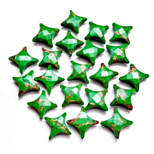 Pierre précieuse taillée à la main en forme d'étoile ninja, turquoise Mohave verte facettée 12 mm, pour la fabrication de bijoux, vente en gros - Product Image 1