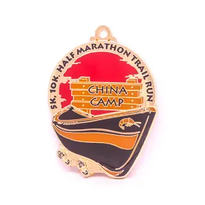 Neues Design individualisierte Medaille Marathon Regenbogen-Spaßspiele Laufsport personalisierte Kinder-Erwachsenen-Medaillen für Spaß beim Laufen