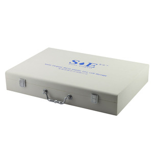 Boîte à cosmétiques personnalisée de luxe en <span class=keywords><strong>faux</strong></span> cuir blanc boîte en <span class=keywords><strong>bois</strong></span> avec poignée <span class=keywords><strong>argent</strong></span>ée insert EVA taille et logo personnalisés - Product Image 3