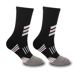 Chaussettes de cyclisme sur mesure, haute qualité, respirantes, pour hommes et femmes, chaussettes de sport athlétiques, chaussettes de course professionnelles, chaussettes de route - Product Image 6
