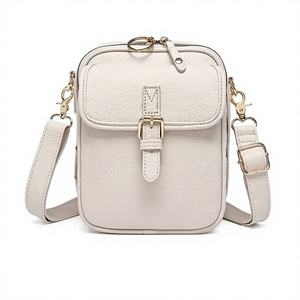 Petit sac messager vintage d'hiver pour femmes et hommes en PU avec emplacements pour cartes anti-RFID, portable et doté de fonctionnalités de sac à main - Product Image 1