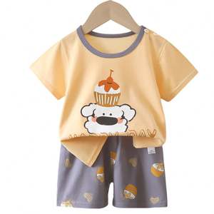 男童女童夏季休闲95% 棉5% 氨纶短袖睡衣套装，带彩虹和星星印花，适合家庭使用 - Product Image 6