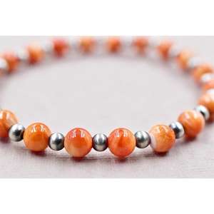 Pulsera Elástica Hecha a Mano con Perlas de Plata de Ley y Turquesa de Ostra Espinosa Naranja - Product Image 4