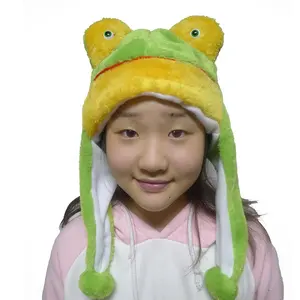 Chapeau de grenouille en peluche, vente en gros, nouveauté verte, chapeaux d'hiver personnalisés en forme d'animal, chapeau de vacances d'halloween pour adultes et enfants