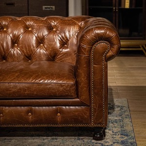 Divano Chesterfield a Tre Posti in Vera Pelle, Stile Americano <span class=keywords><strong>Vintage</strong></span>, Schienale Trapuntato, Imbottitura in Lattice e Spugna, <span class=keywords><strong>Arredamento</strong></span> per <span class=keywords><strong>Soggiorno</strong></span> - Product Image 3