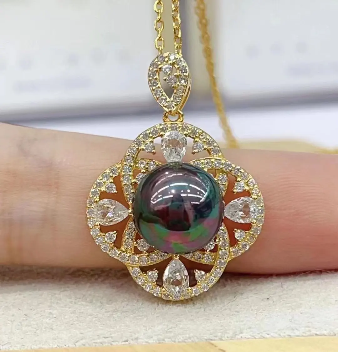 925 Silver Natural Freshwater Black Pearl Pendant Necklace Retro Zircon Petal Necklace Ladies Gift Mother Pearl ChainGift