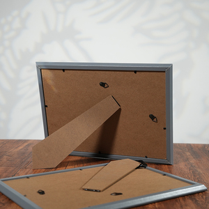 מסגרות תמונה מעץ בסיטונאות בגדלים 6 אינץ', 7 אינץ' ו-8 אינץ'. פריטי תצוגה לתעודות זמינים במלאי. - Product Image 5