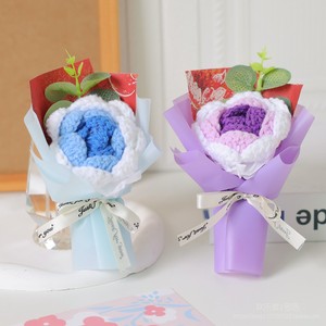 Ramo di girasole all'uncinetto giallo-marrone ad alto impatto visivo, all'ingrosso, mini ornamento floreale in lana lavorato a maglia, per San Valentino e Capodanno - Product Image 4