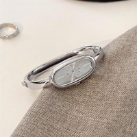 Montre iChumu pour femme, style haut de gamme, raffinée, petite, légère, luxueuse, tendance et de bureau, nouveau style 2025