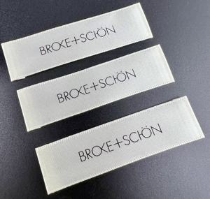 Etichetta personalizzata ad alta densità per la cura della parte superiore dell'etichetta dell'orlo della piega fine per le borse dei pantaloni del Logo del marchio etichette dell'indumento <span class=keywords><strong>numero</strong></span> di modello - Product Image 2