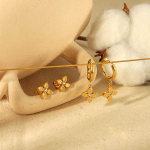 18k सोने की प्लेटेड क्रिस्टल जिरकॉन क्लोवर फूलों की हूप स्टड इयररिंग्स डेन्टी ट्रेंडी राजकुमारी कट फैशन गहने - Product Image 2