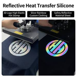 Vinyle thermocollant réfléchissant holographique 3D, autocollant logo haute élasticité, estampage à chaud argenté arc-en-ciel, matériau de sécurité personnalisé pour vêtements - Product Image 1