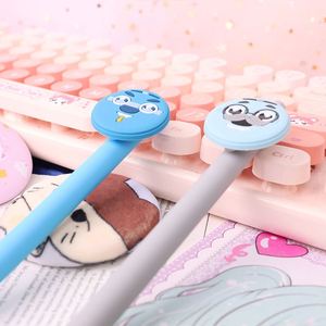 Stylo à bille en gel souple en PVC personnalisé avec personnages de dessins animés, pointe de 0,7 mm, largeur d'écriture de 1,0 mm, pour la promotion d'entreprise et les cadeaux - Product Image 6