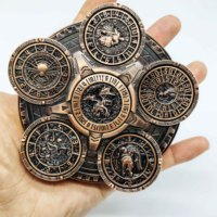 1 pièce – Jeu de dés en métal gravé, poli or, vert émeraude, motif dragon, roulette rotative, en alliage de zinc, polyédrique, écologique et durable