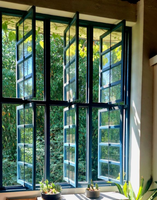 Ventana de Aluminio para Villa con Diseño de Doble Acristalamiento con Rotura de Puente Térmico y Barras de Seguridad Decorativas