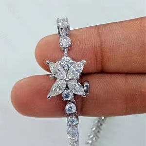 Pulseras de Oro Blanco con Diseño Único de Doble Entrelazado Marquise, Diamantes Cultivados en Laboratorio VVS, Pulseras y Brazaletes de Diamantes Brillantes - Product Image 3