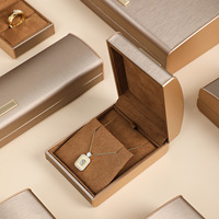 Caja de Joyería de Papel Premium con Cierre Magnético, MOQ Bajo, Logotipo Personalizado, 10*10*3cm, Caja de Regalo para Empaque Elegante de Pulseras