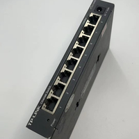 Switch TP-Link TL-SG1008D de 8 Puertos 10/100/1000Mbps, Switch Gigabit de Escritorio Sin Administración, Equipo de Monitoreo de Switches Usado
