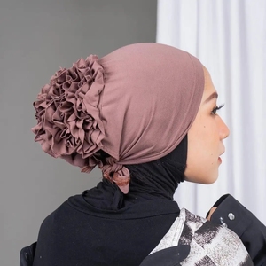 Nouveau Design <span class=keywords><strong>Bonnet</strong></span> de Sous-Hijab Femme Grand Motif Floral Turban Chimiothérapie Bonnets Accessoires Cheveux <span class=keywords><strong>Foulard</strong></span> Musulman Hijab à Nouer Casquette Intérieure - Product Image 3