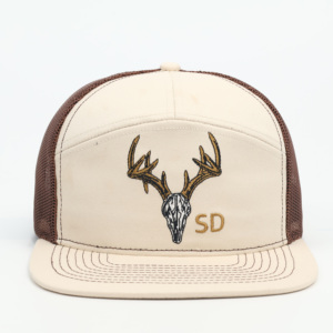 Modehoed 7-panel flat brim snapback trucker pet met aangepast geborduurd logo - Product Image 3