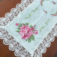 Nappe rectangulaire blanche soluble dans l'eau avec dentelle florale en point de croix, élégante décoration de mariage, hôtel, maison, chemin de table parfait