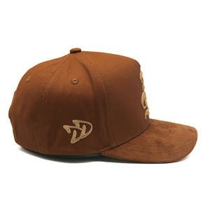 100% coton logo de broderie 3D personnalisé une casquette de baseball 5 panneaux avec bord en daim - Product Image 3