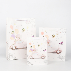 Quantité minimale de commande de vente au détail 30 pièces logo doré personnalisé sac en papier rose de luxe bijoux perruque cadeau de mariage vêtements emballage sacs à provisions - Product Image 1