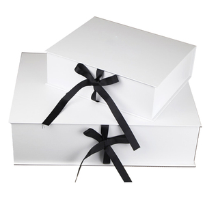 Caja de Regalo Magnética de Papel Rígido Plegable Rosa Mate de Lujo con Cierre para Joyería y Cinta, Diseño Gratuito - Product Image 4