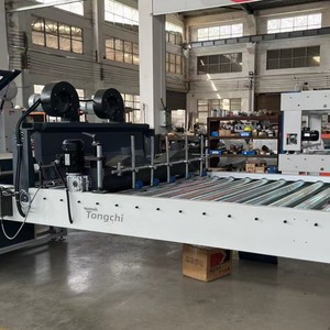 Máquina de laminación automática de <span class=keywords><strong>pegamento</strong></span> caliente PUR para paneles de pared planos, papel tapiz <span class=keywords><strong>con</strong></span> textura de tela, color sólido, efecto piel y mármol. - Product Image 4