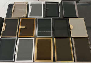 Cadre photo flottant moderne à coupe 45 degrés en alliage d'aluminium écologique, finition métallique brossée or chaud et argent, décoratif mural - Product Image 3