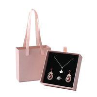 Boîte d'emballage pour bijoux recyclable en trois parties avec estampage et avantage UV pour bague, boucles d'oreilles, collier, pendentif, coffret cadeau