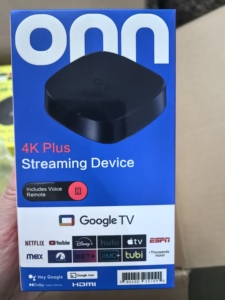 Onn 4K Plus Android 14 Smart TV Box 4K Quad Core Set-Top Box Conectividad 5G 2GB RAM Control Remoto por Voz para Reproductor de Medios en Streaming - Product Image 3