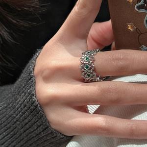 แหวนเงินแท้ S925 สไตล์โบราณ ประดับด้วยเซอร์โคเนียมสีเขียว ดีไซน์เรียบง่ายทันสมัย ลายเปิดเฉพาะกลุ่ม เครื่องประดับเบาๆ - Product Image 2