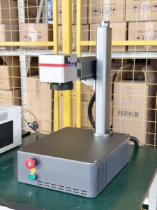 آلة وسم علامات الكلاب المحمولة بالليزر من الفولاذ المقاوم للصدأ 20 واط من ألياف الليزر وسم حلقة وسم - Product Image 3