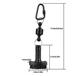 Brosse de nettoyage de clubs de golf miniatures portable avec logo personnalisé, poils en nylon et cuivre, et boucle rétractable - Product Image 4
