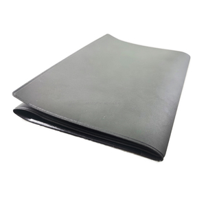 <span class=keywords><strong>Portefeuille</strong></span> en <span class=keywords><strong>papier</strong></span> vinyle pour véhicule Porte-documents de voiture en plastique souple Porte-permis de conduire en PVC personnalisé à trois volets - Product Image 3