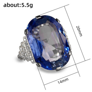 Anello dal design ovale di colore blu, anello da dito dallo stile elegante per donna - Product Image 5
