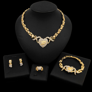 Collar Yulaili Bear I Love You con Abrazos y Besos Xoxo, Conjunto de Joyería Estilo Oro de Dubái, Regalos y Accesorios - Product Image 2