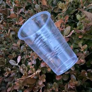 रिम ने 10 औंस पीपी पारदर्शी डिस्पोजेबल रसोइया और जूस दूध पेय पीने के लिए लिड्स के साथ - Product Image 4