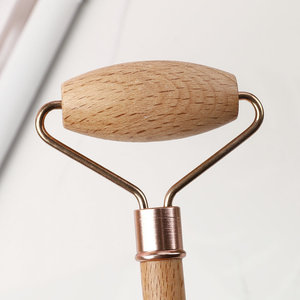 Produk Kecantikan Perawatan Kulit Anti Penuaan Label Pribadi, Alat Penghilang Keriput Kepala Ganda, Rol Pijat Wajah Kayu - Product Image 4