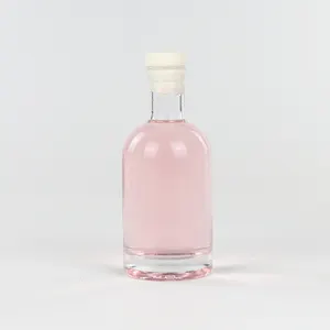 750ml Round Vodka Glass Bottle Elegant Liquor thick Resistant Vodka With Cork