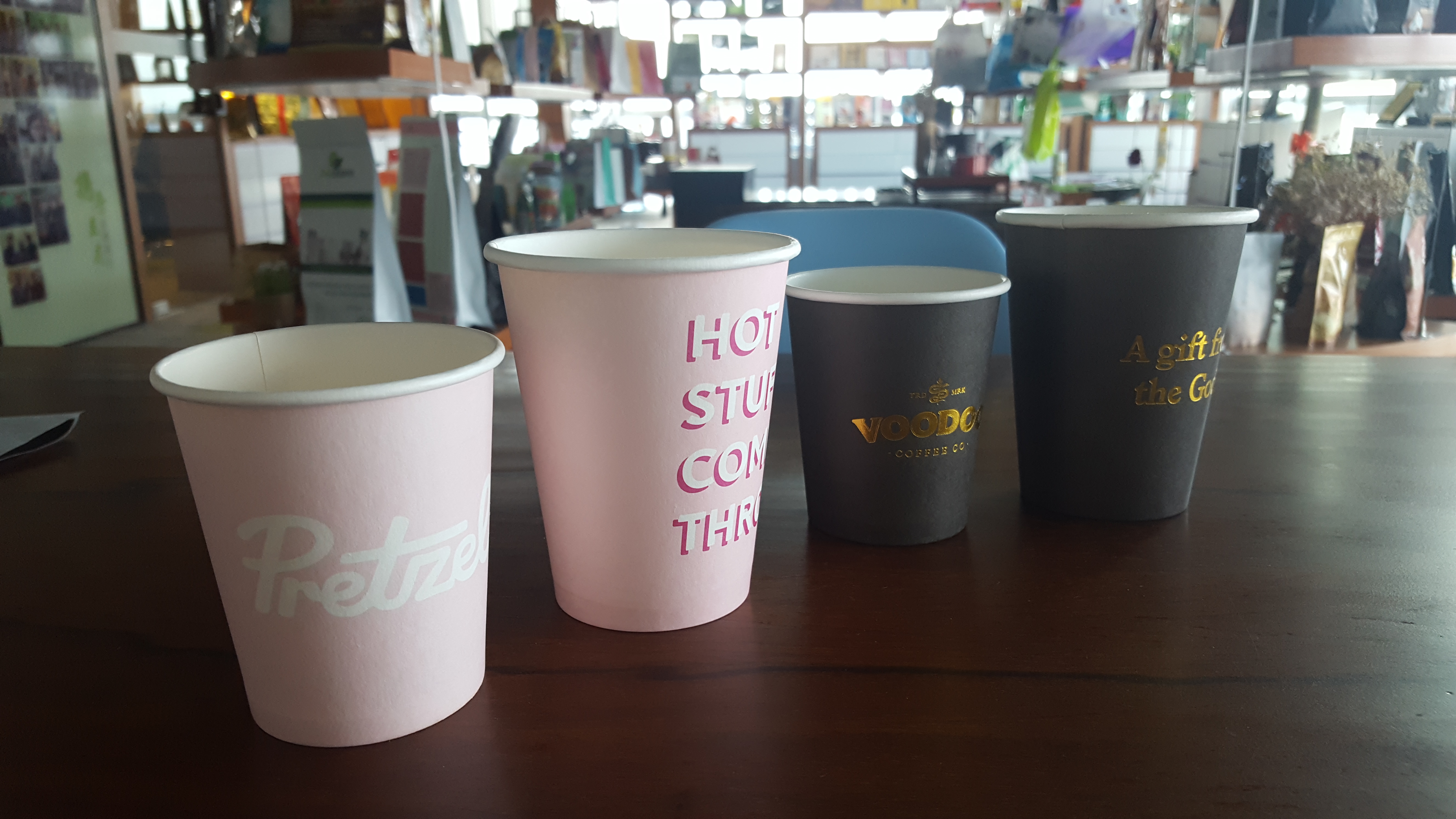 tazze da caffè usa e getta