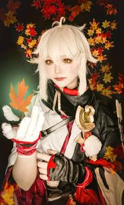 วิกผมคอสเพลย์คาซึฮะจากเกม Genshin Impact สำหรับผู้ชาย รุ่น Ainizi New Arrival ขนาด 40 ซม. สีเหลือง ผลิตจากเส้นใยสังเคราะห์ ทนความร้อน ผลิตด้วยเครื่องจักร - Product Image 2