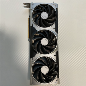 RTX 5070 12GB GDDR7 2X 3X GPU การ์ดกราฟิกสำหรับเล่นเกม PCIE4.0 พร้อมพอร์ต 4×DP สำหรับเดสก์ท็อปพีซี การตัดต่อวิดีโอ การเรนเดอร์ 3 มิติ - Product Image 1